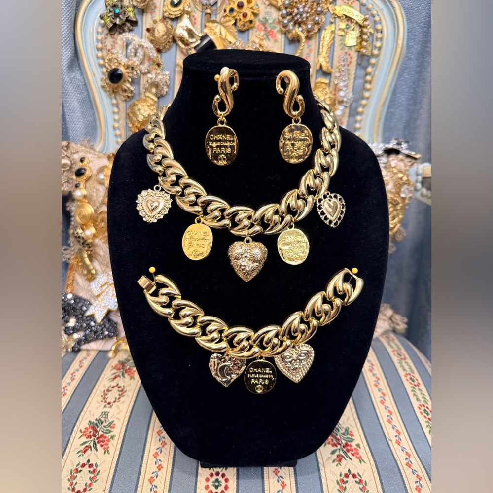Gold-Tone Heart Charm Jewelry Set
